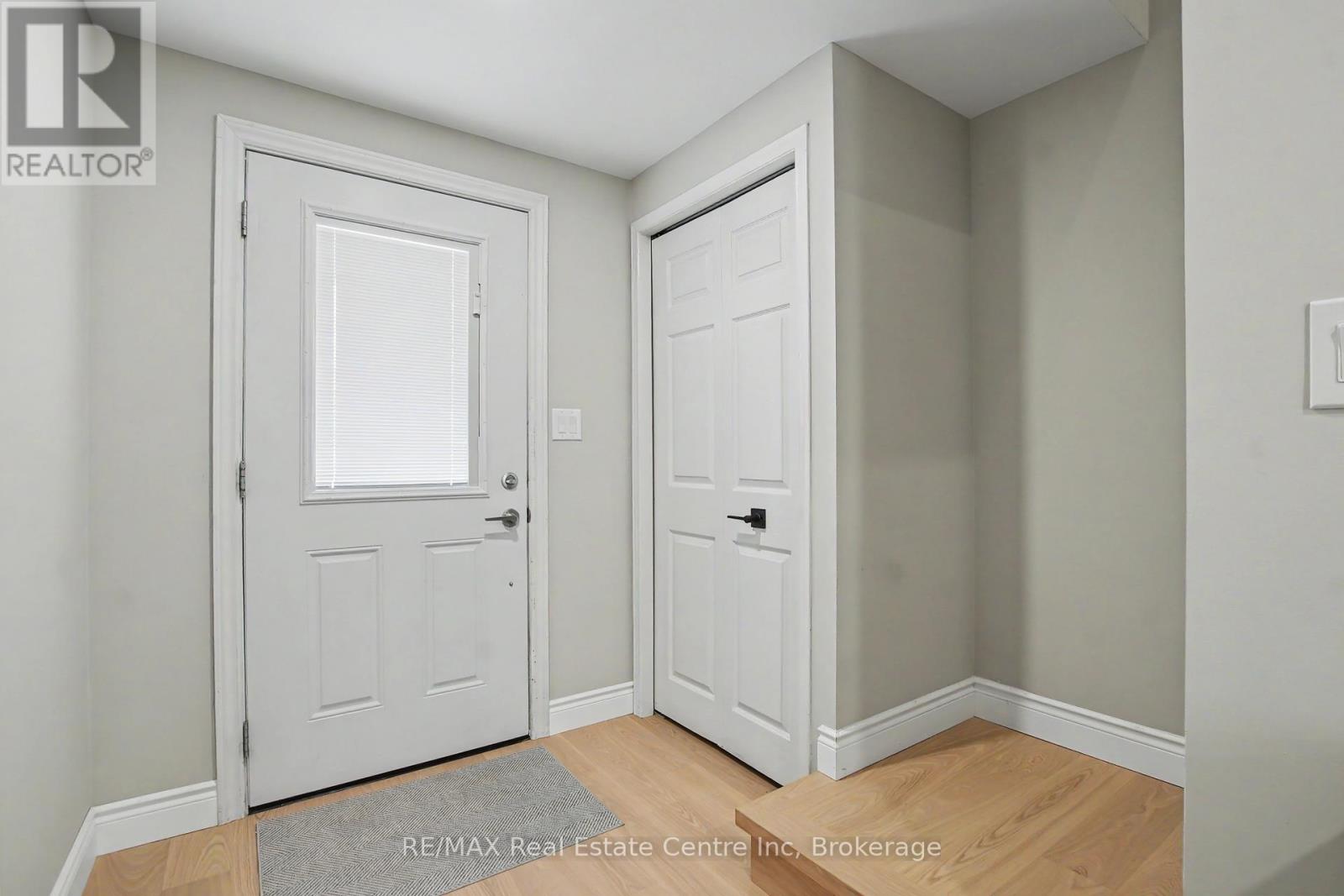 74 Activa Avenue, Kitchener, Ontario  N2E 3R4 - Photo 7 - X13414770