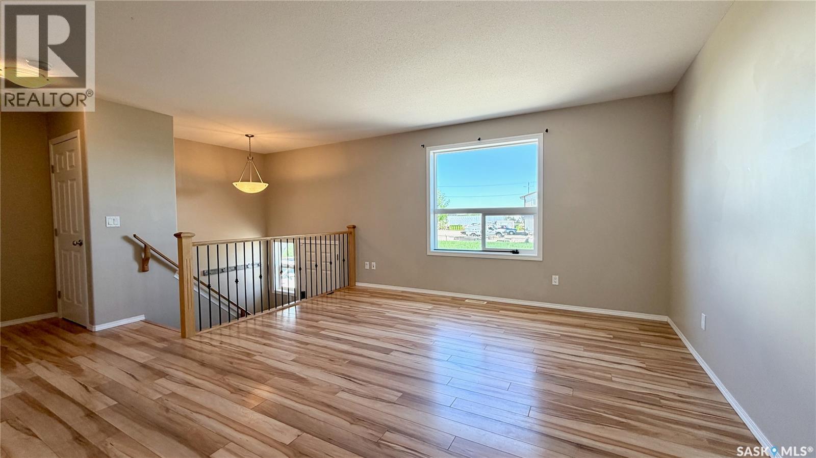 19 200 Hiebert Crescent, Martensville, Saskatchewan  S0K 2T2 - Photo 3 - SK038622
