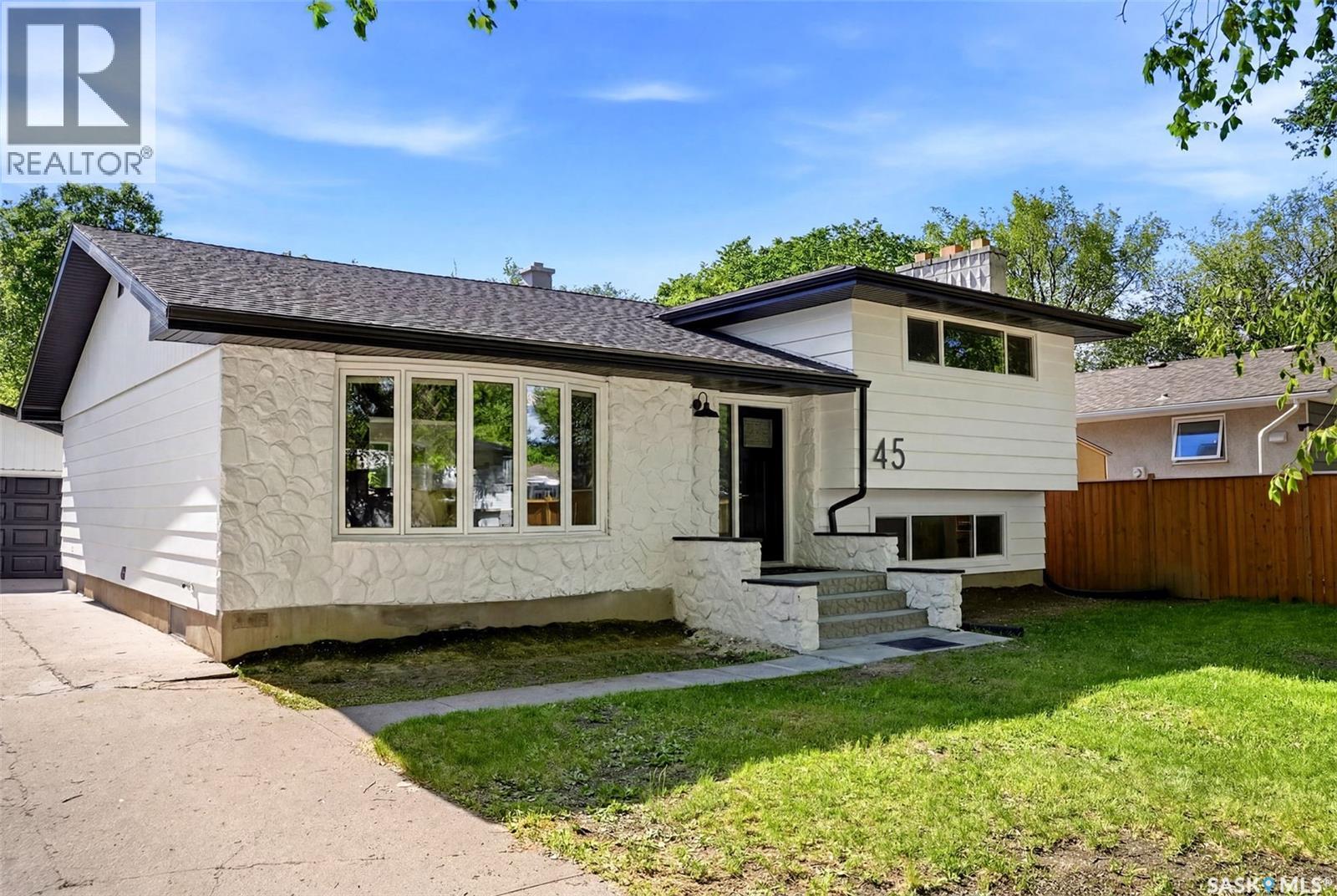 45 Tibbits Road, Regina, Saskatchewan  S4S 1N5 - Photo 2 - SK038617