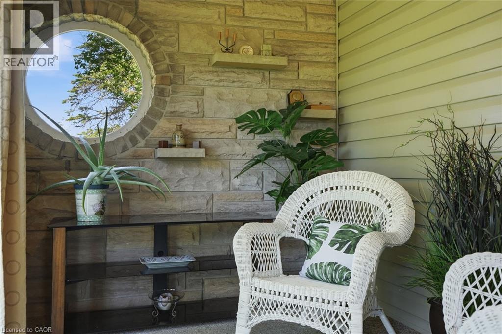 5724 Blind Line, Burlington, Ontario  L7P 0B2 - Photo 24 - 40836779