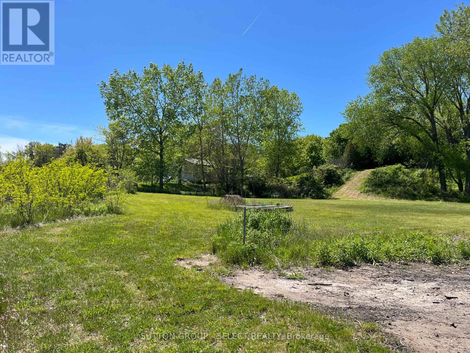 7504 Talbot Trail, Chatham-Kent, Ontario  N0P 1A0 - Photo 15 - X13228360