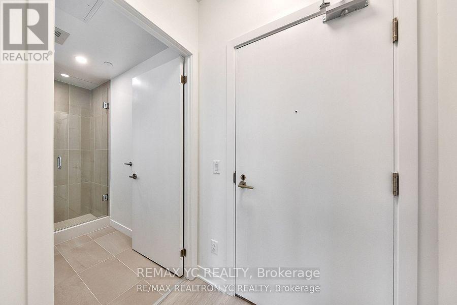 805 - 185 Alberta Avenue, Toronto, Ontario  M6C 0A5 - Photo 2 - C13414596