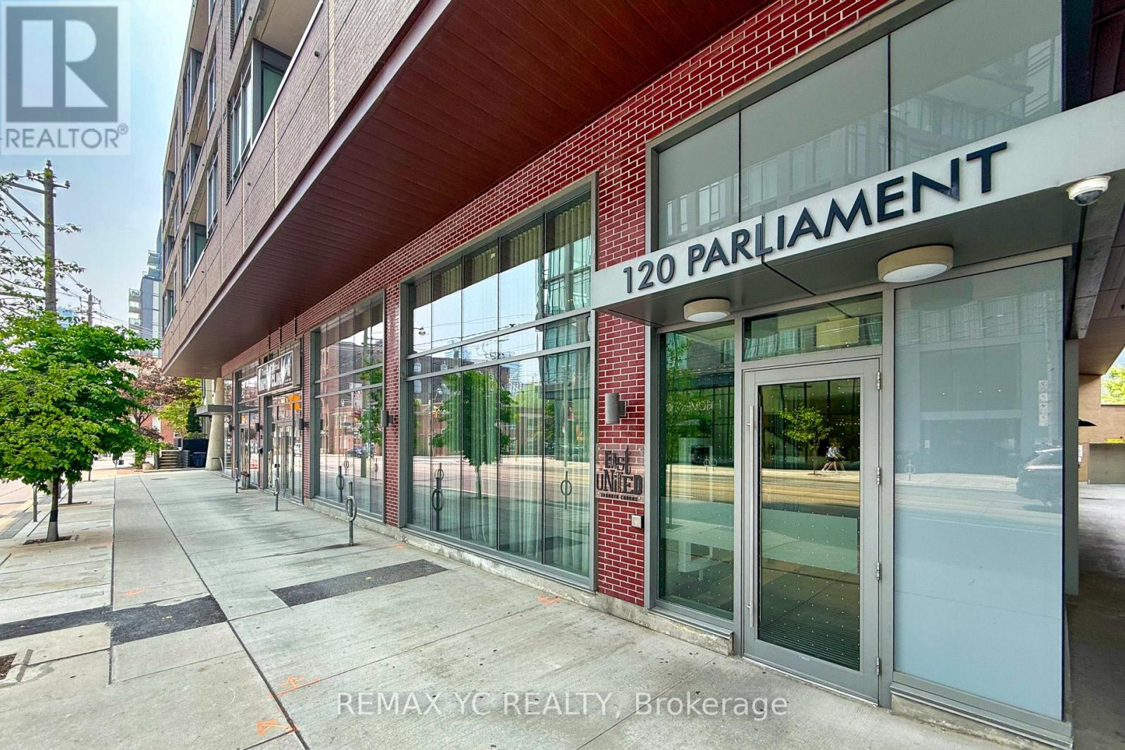 1710 - 120 PARLIAMENT STREET, Toronto, Ontario