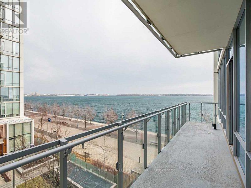 406 - 29 Queens Quay E, Toronto, Ontario  M5E 0A4 - Photo 10 - C13414704