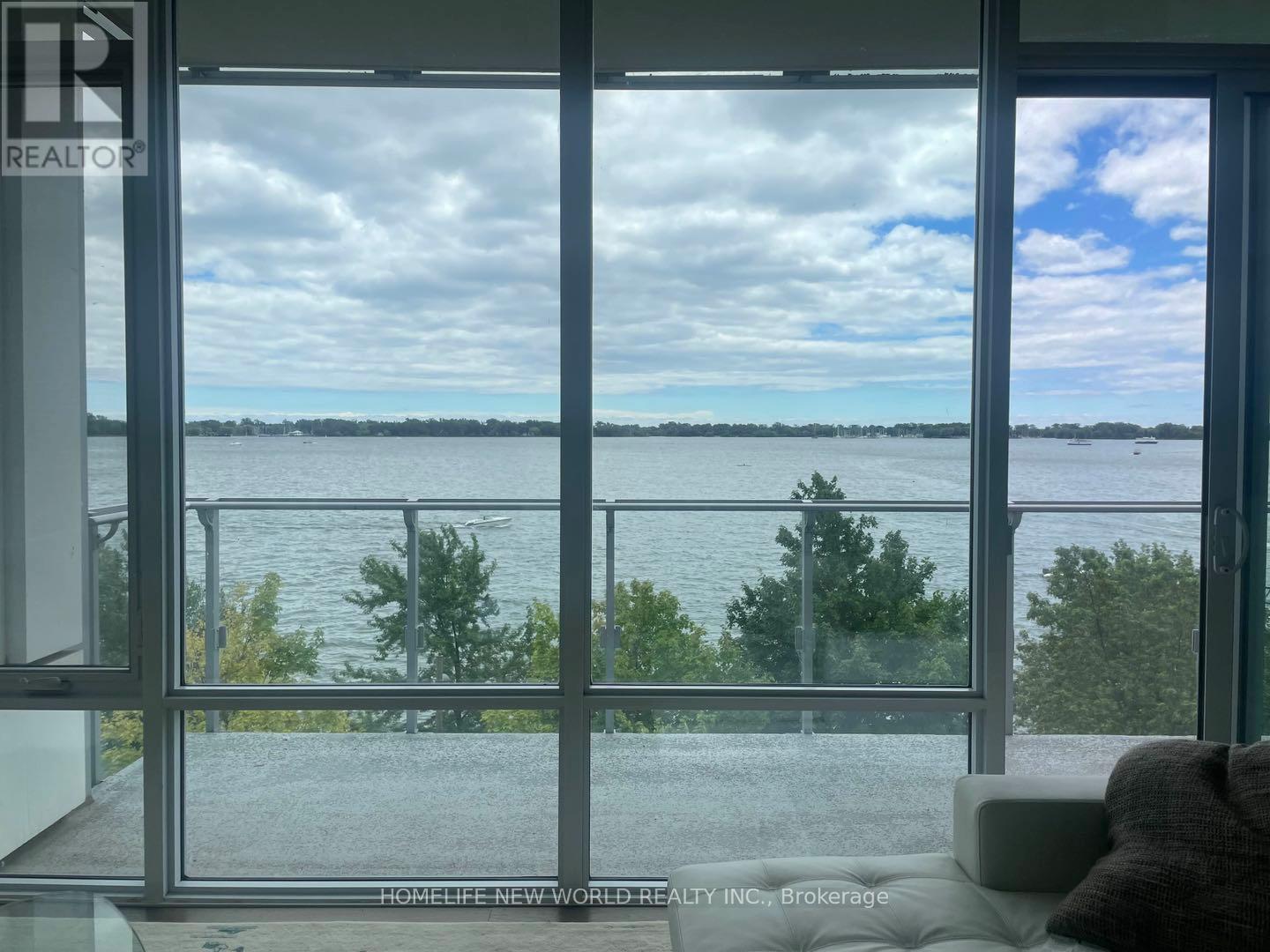 406 - 29 Queens Quay E, Toronto, Ontario  M5E 0A4 - Photo 6 - C13414704
