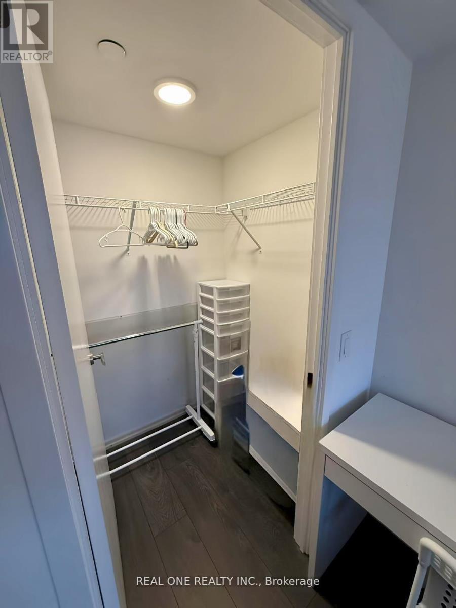729 - 8 Hillsdale Avenue E, Toronto, Ontario  M4S 0B2 - Photo 13 - C13414708