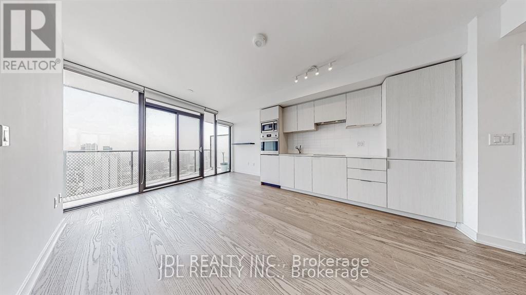 3401 - 11 Wellesley Street, Toronto, Ontario  M4Y 1E8 - Photo 2 - C13414774