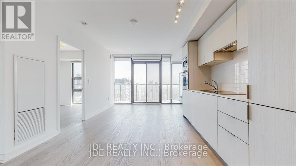 3401 - 11 Wellesley Street, Toronto, Ontario  M4Y 1E8 - Photo 4 - C13414774