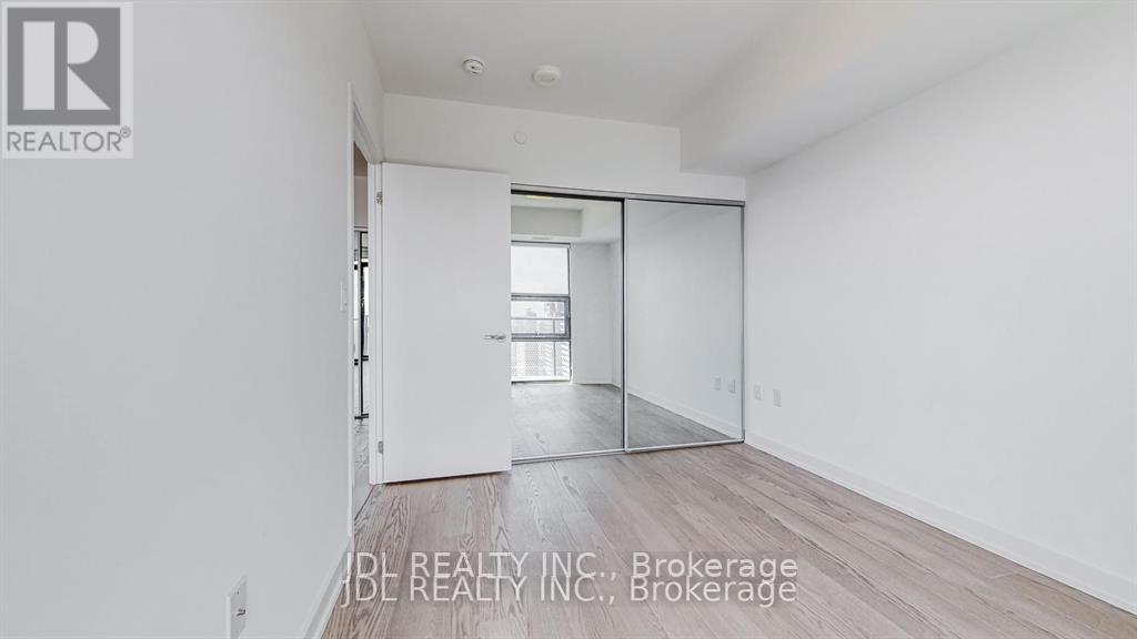 3401 - 11 Wellesley Street, Toronto, Ontario  M4Y 1E8 - Photo 6 - C13414774