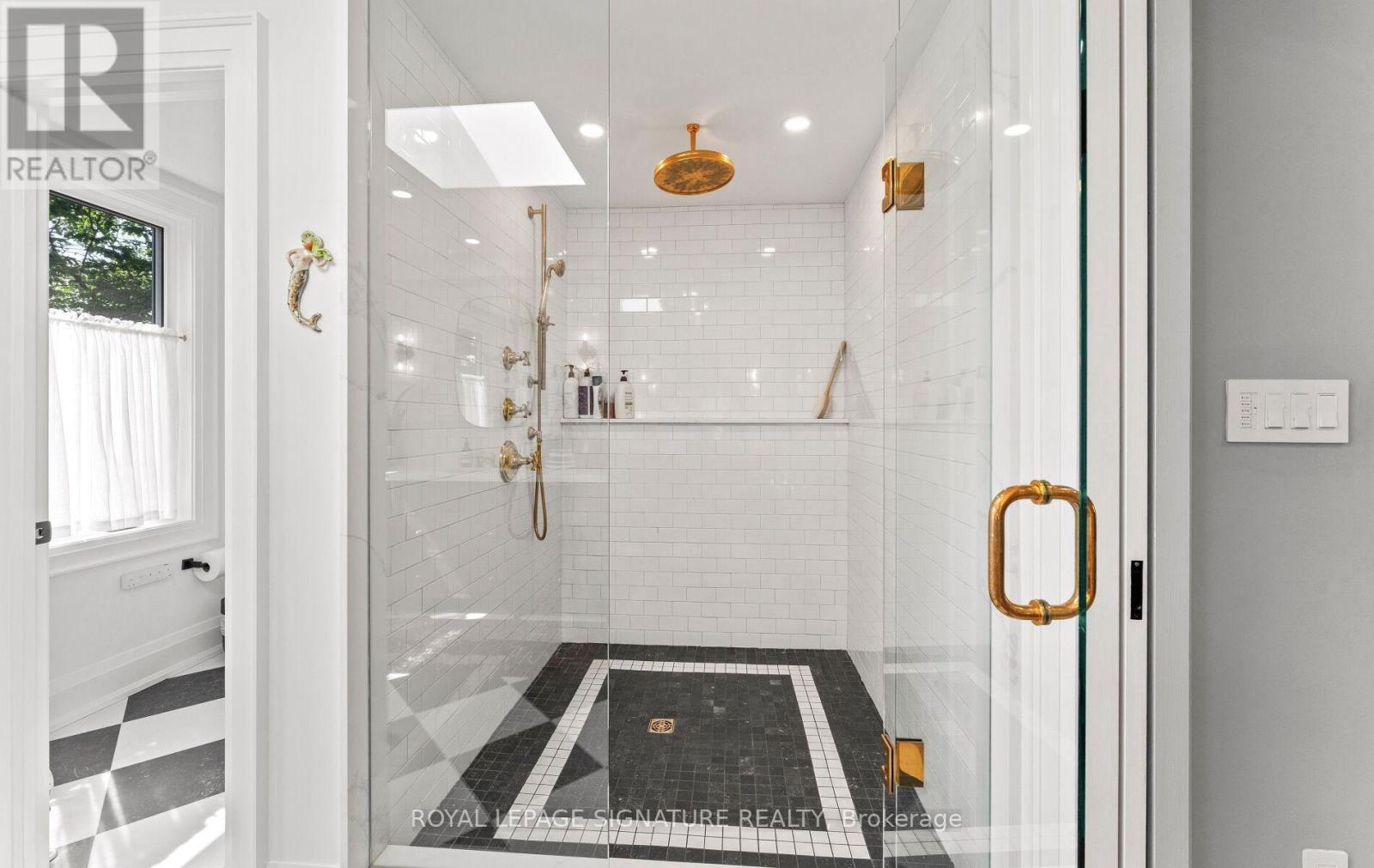 107 Gore Vale Avenue, Toronto, Ontario  M6J 2R5 - Photo 26 - C13414776