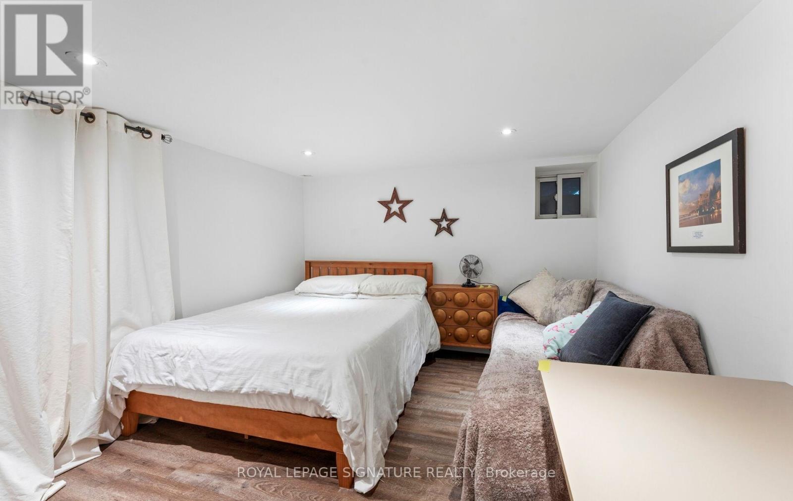 107 Gore Vale Avenue, Toronto, Ontario  M6J 2R5 - Photo 28 - C13414776