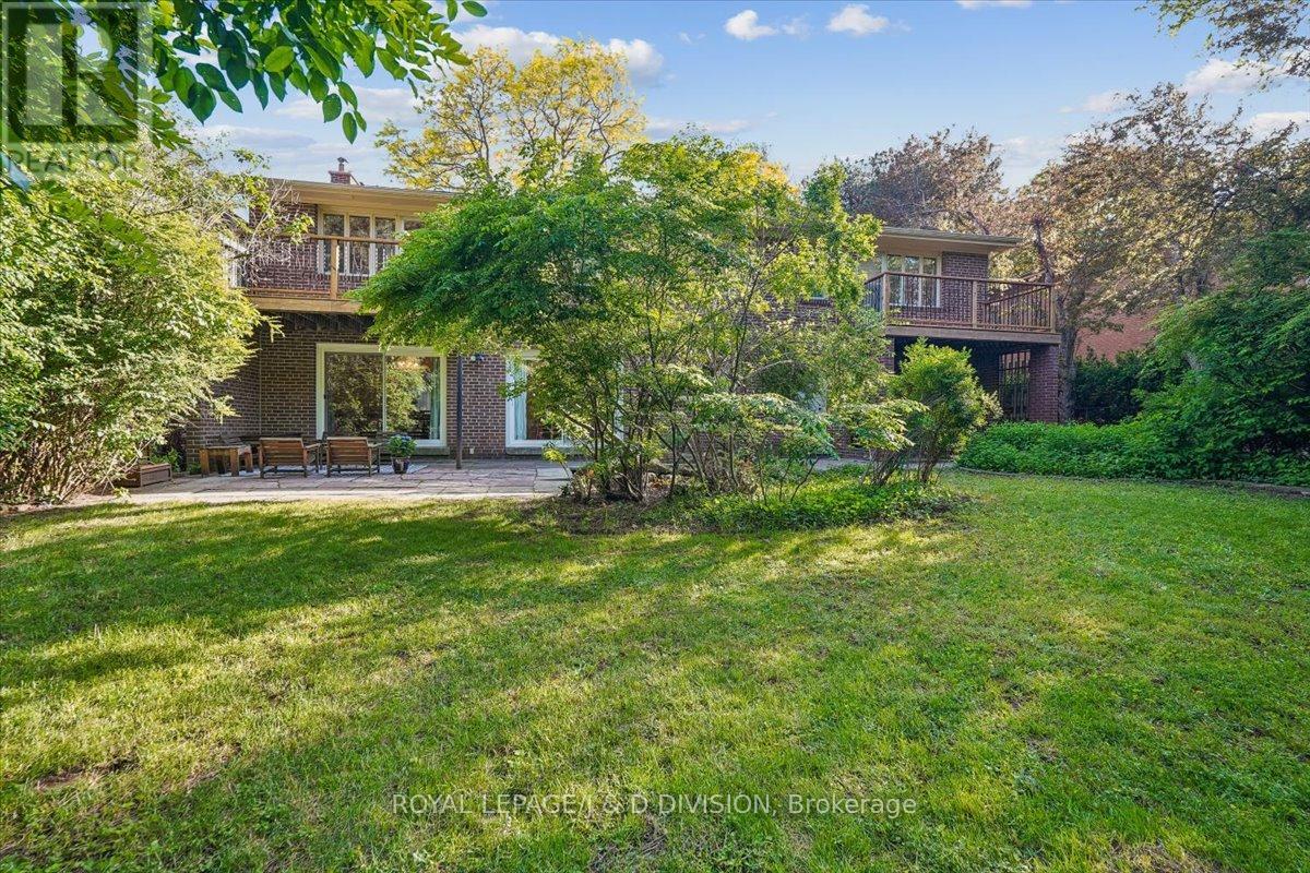 36 Medalist Road, Toronto, Ontario  M2P 1Y5 - Photo 25 - C13414874
