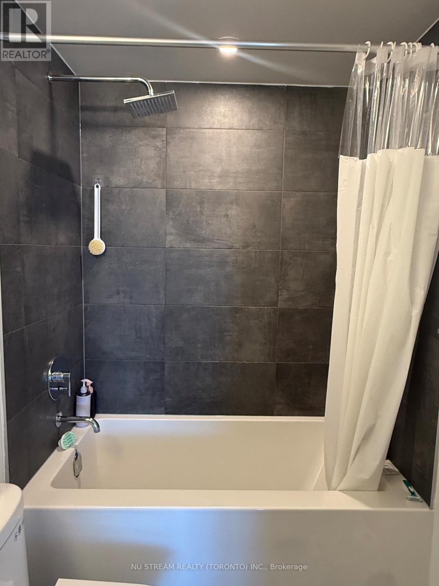 5010 - 8 Wellesley Street W, Toronto, Ontario  M4Y 0J5 - Photo 12 - C13414894
