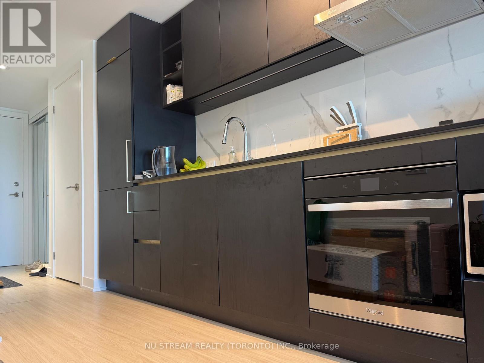 5010 - 8 Wellesley Street W, Toronto, Ontario  M4Y 0J5 - Photo 4 - C13414894