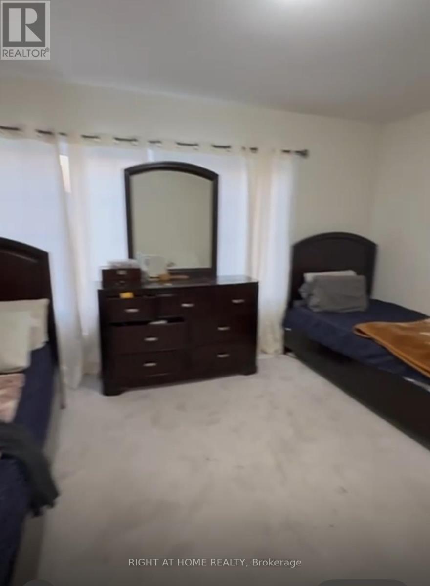 77 Wintergreen Crescent, Haldimand, Ontario  N3W 0H8 - Photo 15 - X13414428