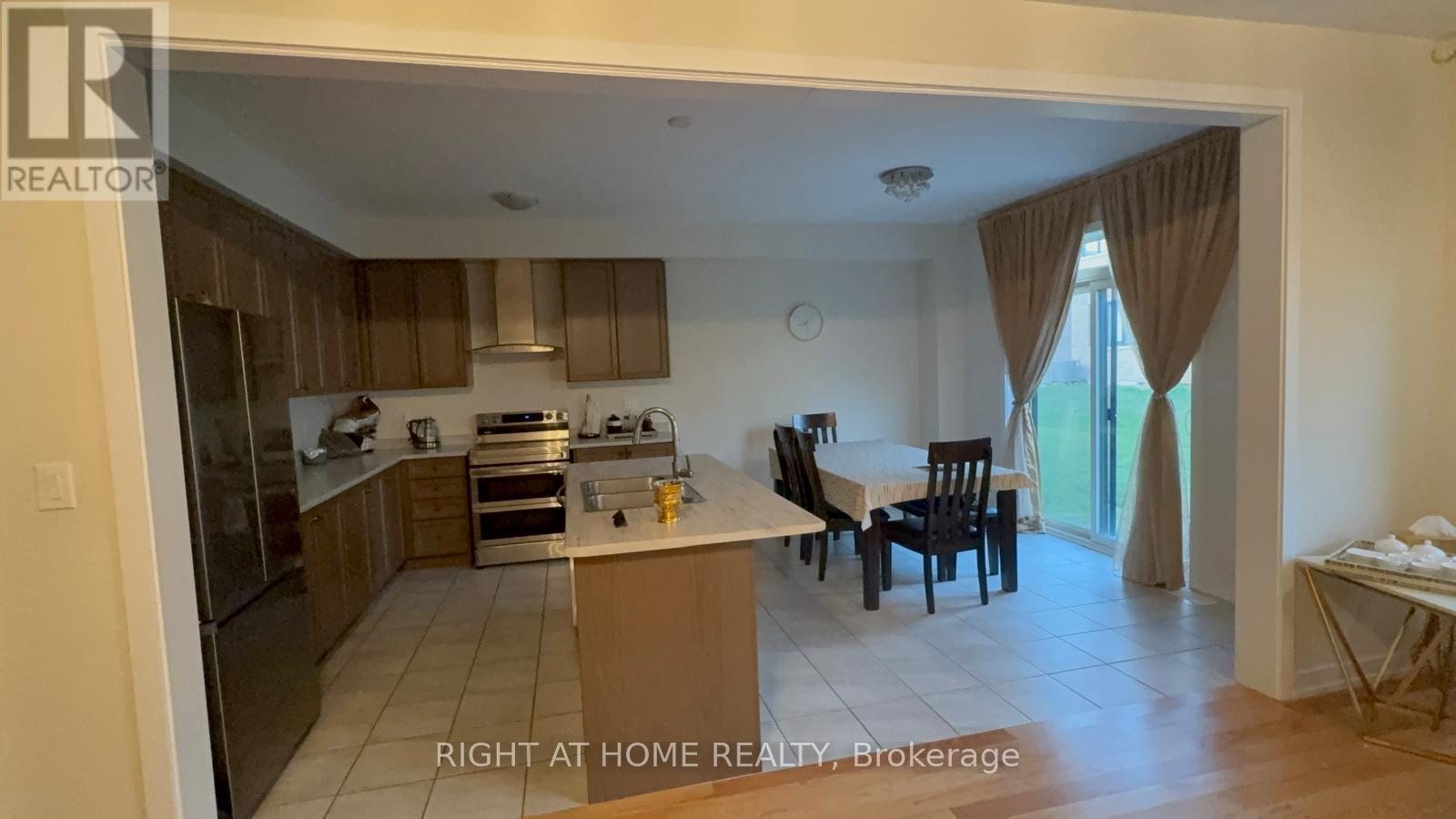 77 Wintergreen Crescent, Haldimand, Ontario  N3W 0H8 - Photo 5 - X13414428