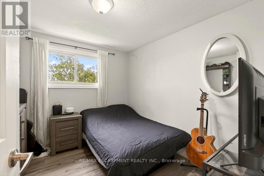 120 Chilton Drive, Hamilton, Ontario  L8J 1M5 - Photo 16 - X13414506