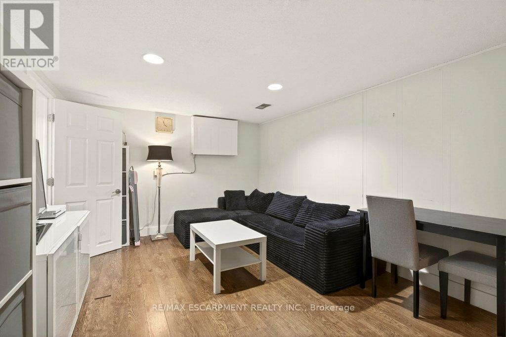 120 Chilton Drive, Hamilton, Ontario  L8J 1M5 - Photo 20 - X13414506