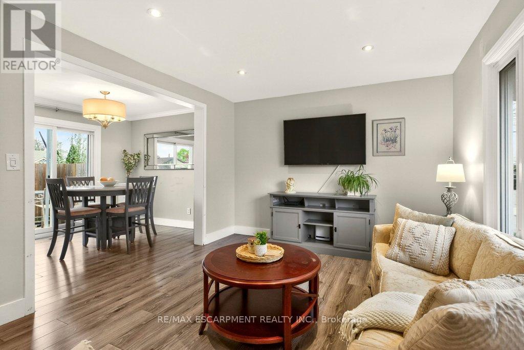 120 Chilton Drive, Hamilton, Ontario  L8J 1M5 - Photo 4 - X13414506
