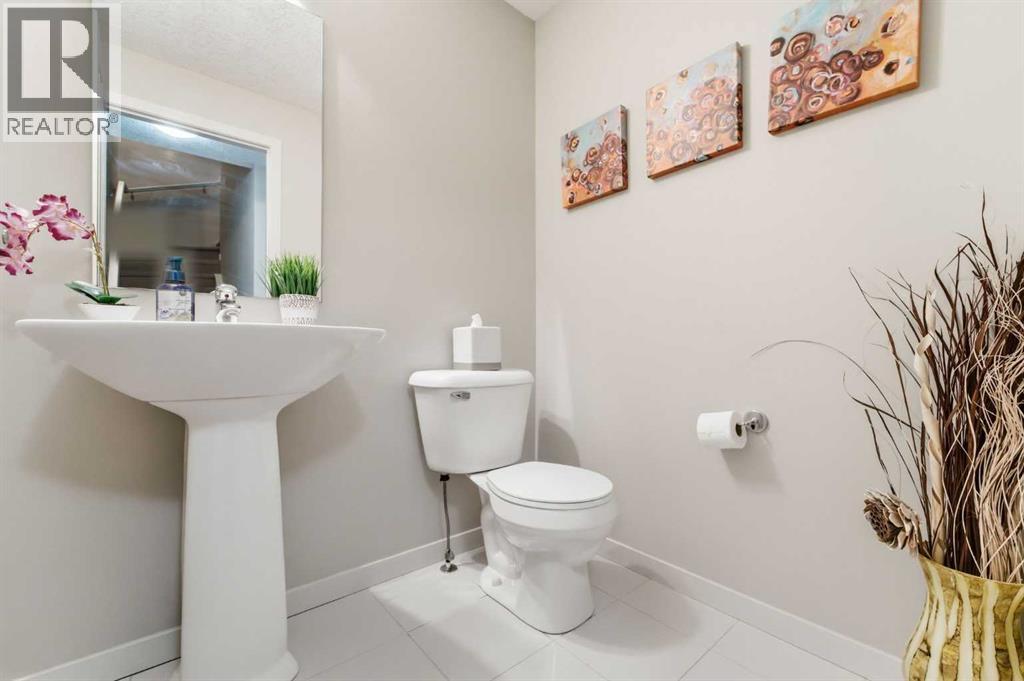 131 Copperpond Row SE, Calgary, Alberta  T2Z 1H3 - Photo 17 - A2315760