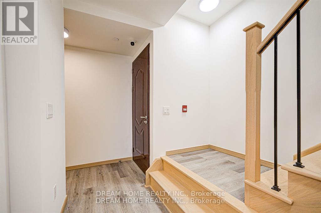 B309 - 50 Morecambe Gate, Toronto, Ontario  M1W 2N6 - Photo 3 - E13414664