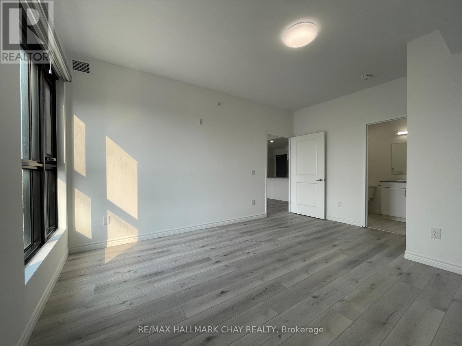 203 - 30 Hanmer Street W, Barrie, Ontario  L4N 0J8 - Photo 31 - S13241876