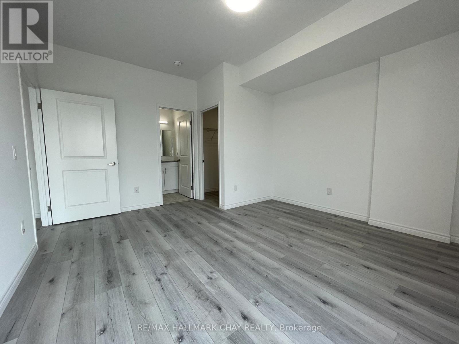 203 - 30 Hanmer Street W, Barrie, Ontario  L4N 0J8 - Photo 32 - S13241876