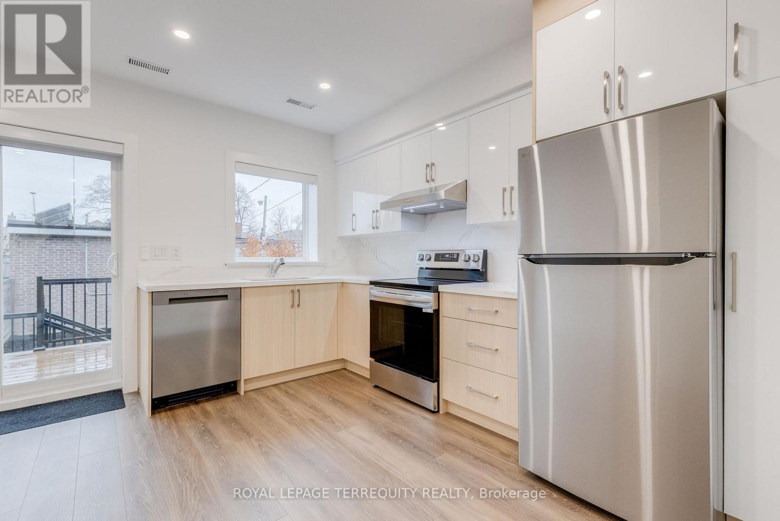 1 - 94 Earlscourt Avenue, Toronto, Ontario  M6E 4A9 - Photo 4 - W12777784