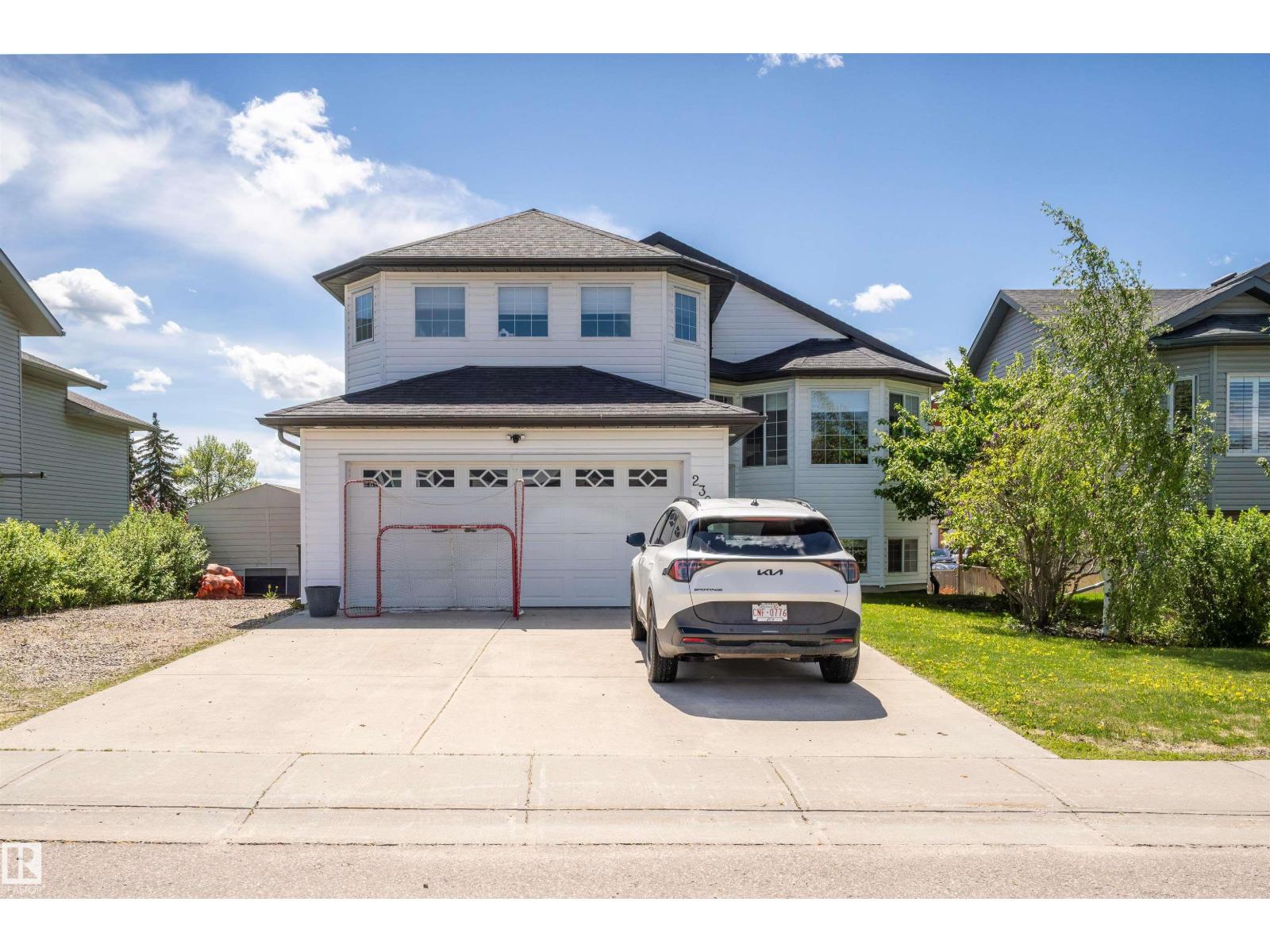 2309 3 AV, Cold Lake