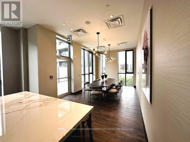 1015 - 60 Honeycrisp Crescent, Vaughan, Ontario  L4K 0N5 - Photo 11 - N13414650