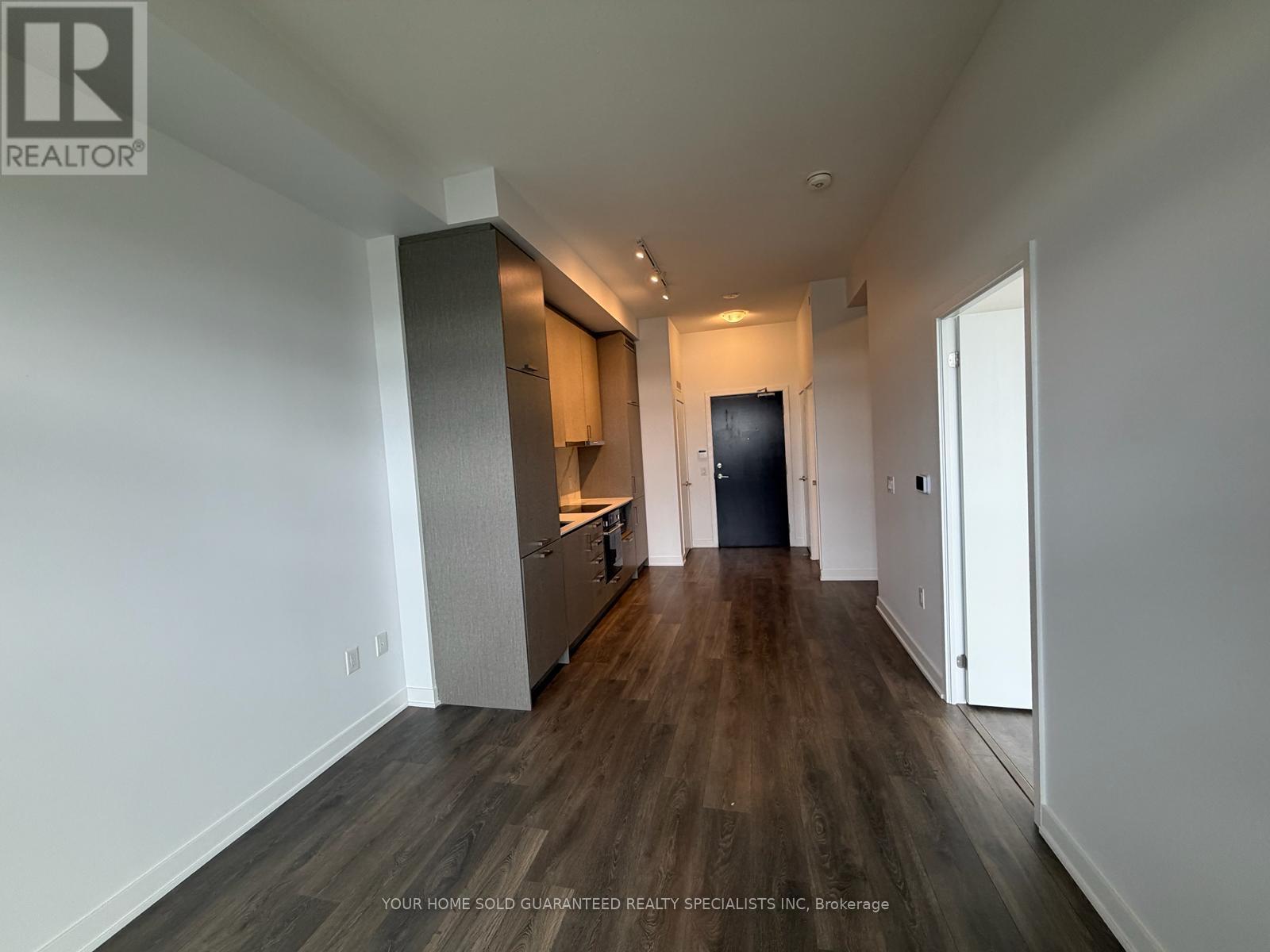 1015 - 60 Honeycrisp Crescent, Vaughan, Ontario  L4K 0N5 - Photo 4 - N13414650
