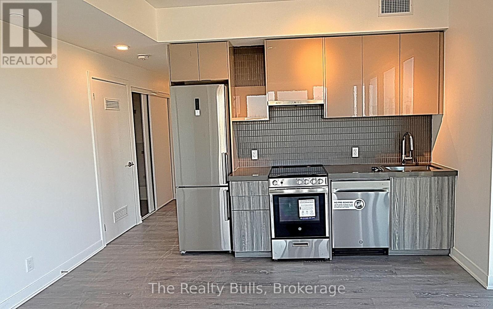 6 Flavelle Trail, Vaughan, Ontario  L4L 0M8 - Photo 7 - N13414668