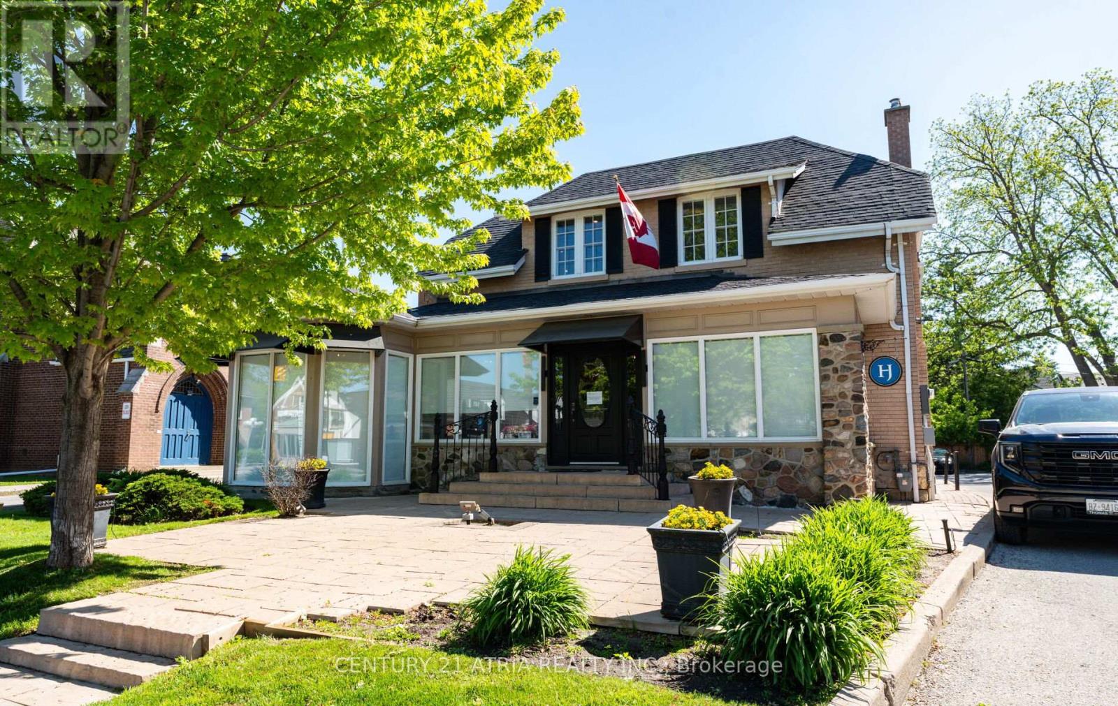 LOWER - 141 MAIN STREET, Markham, Ontario
