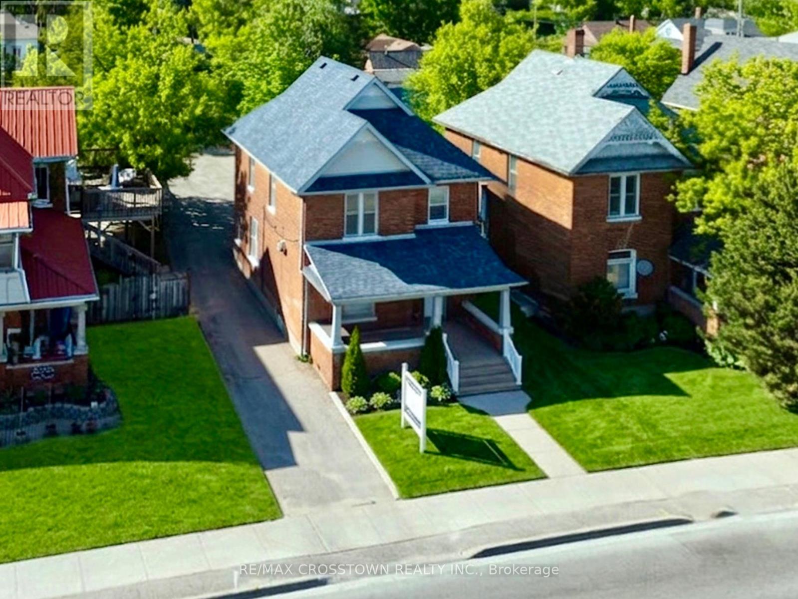 178 DUNLOP STREET W, Barrie, Ontario