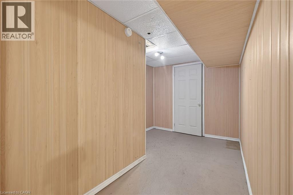 25 Perthshire Court, Hamilton, Ontario  L9B 2H1 - Photo 34 - 40837798