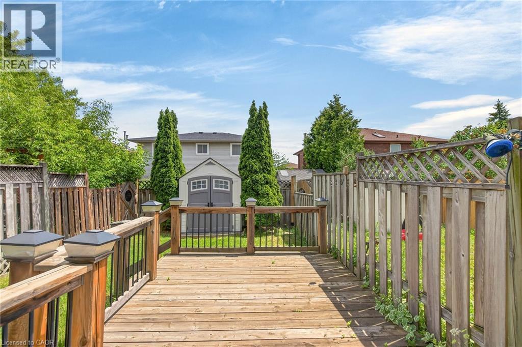 25 Perthshire Court, Hamilton, Ontario  L9B 2H1 - Photo 40 - 40837798