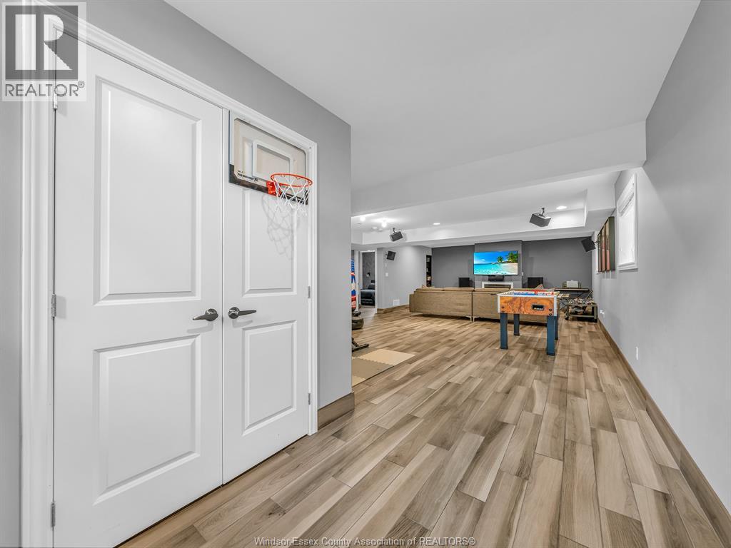2940 Mcrobbie, Windsor, Ontario N8R 0A5 - Photo 27 - 26013394