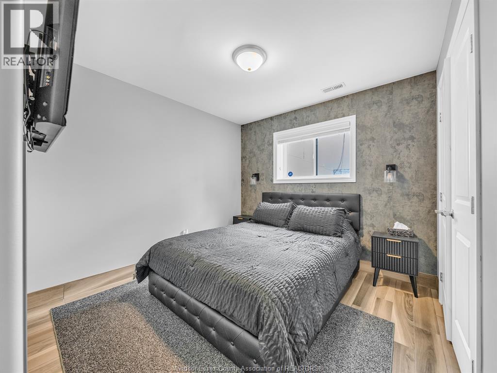 2940 Mcrobbie, Windsor, Ontario N8R 0A5 - Photo 34 - 26013394