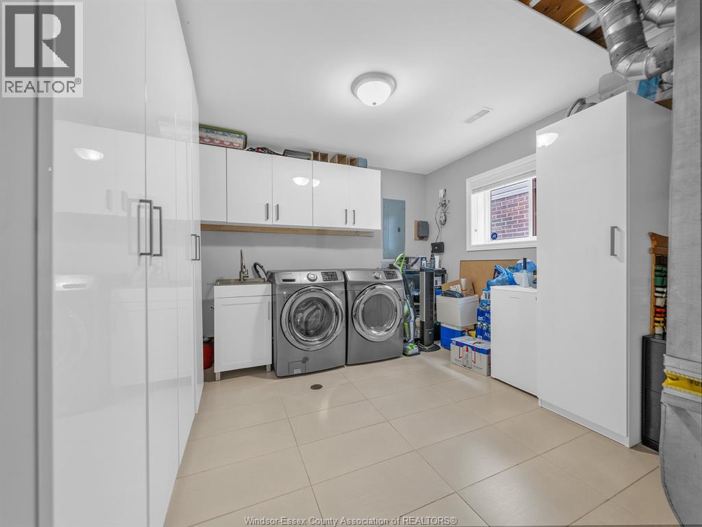 2940 Mcrobbie, Windsor, Ontario N8R 0A5 - Photo 37 - 26013394