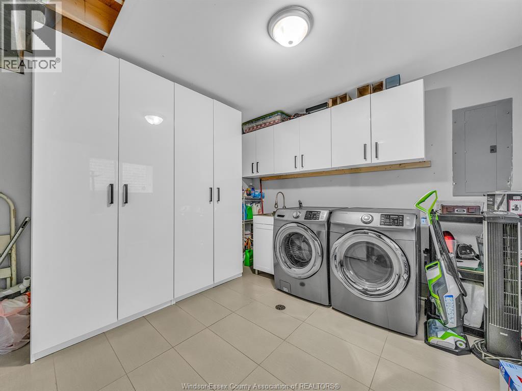 2940 Mcrobbie, Windsor, Ontario N8R 0A5 - Photo 38 - 26013394