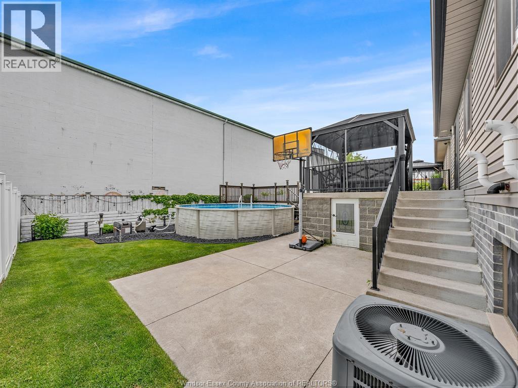 2940 Mcrobbie, Windsor, Ontario N8R 0A5 - Photo 47 - 26013394