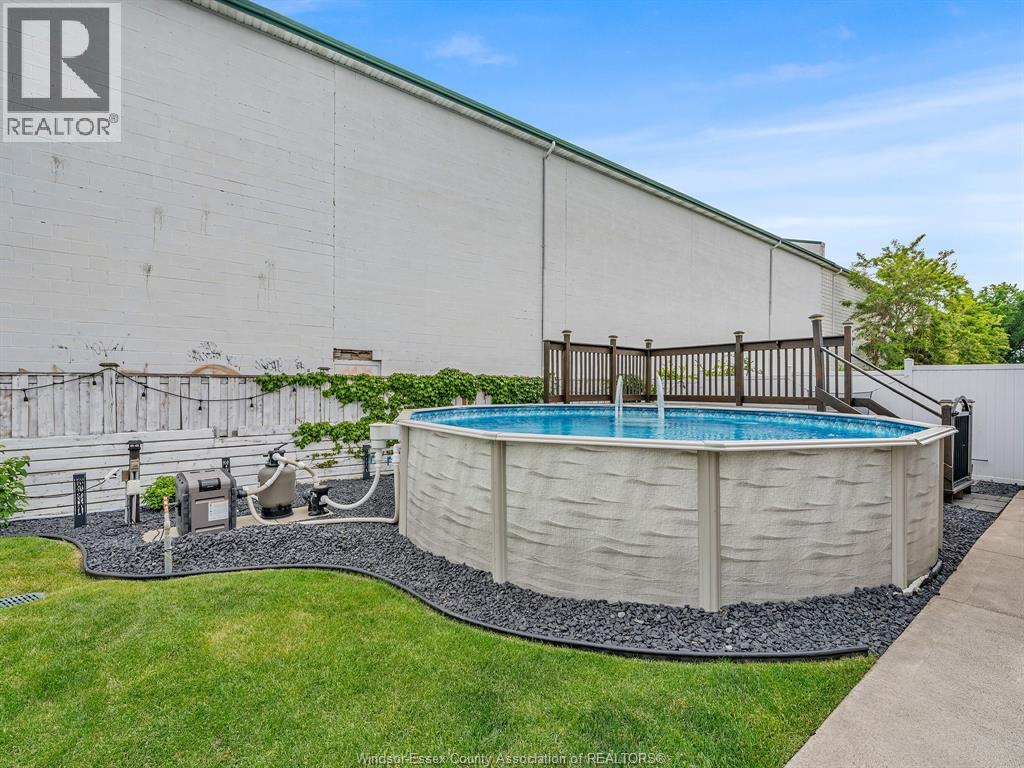 2940 Mcrobbie, Windsor, Ontario N8R 0A5 - Photo 48 - 26013394