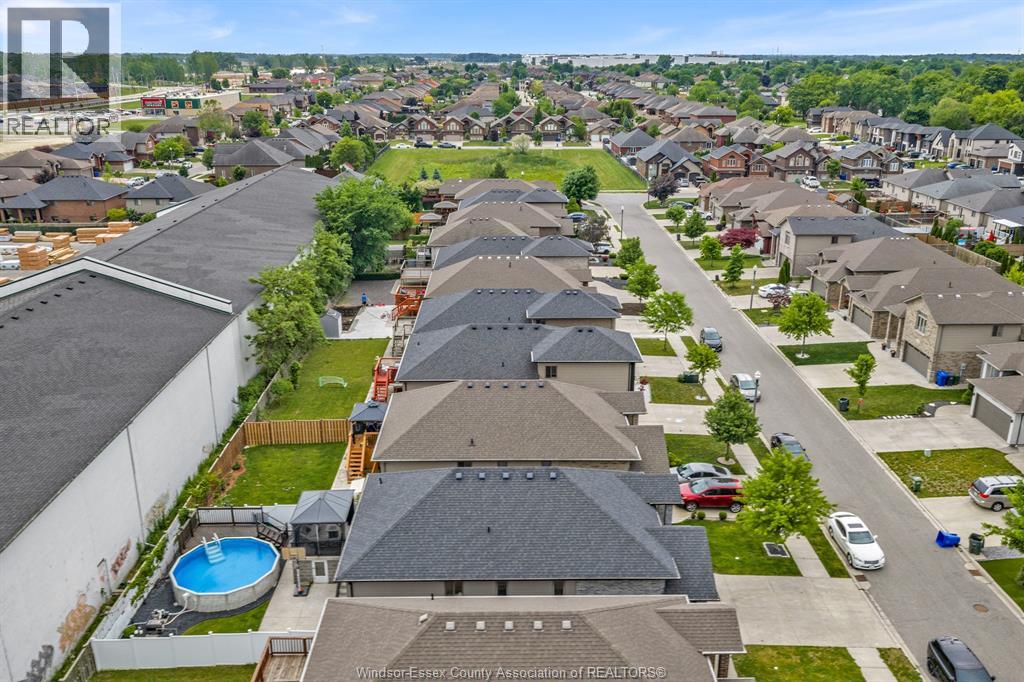 2940 Mcrobbie, Windsor, Ontario N8R 0A5 - Photo 50 - 26013394