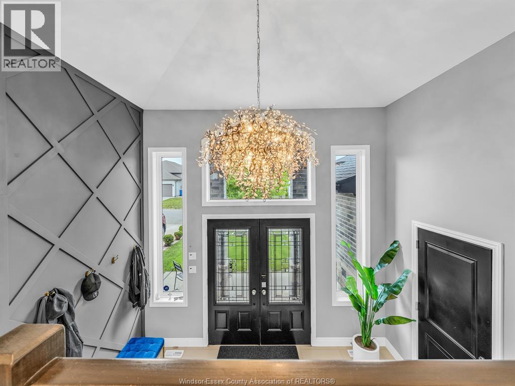 2940 Mcrobbie, Windsor, Ontario N8R 0A5 - Photo 6 - 26013394