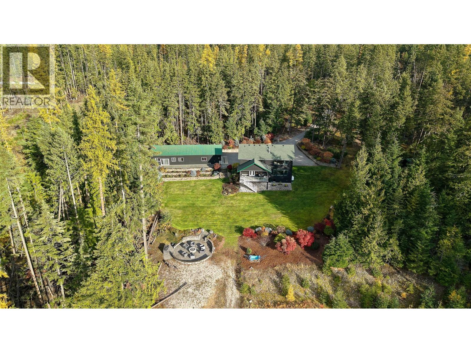 2600 Highway 23 N, Nakusp, British Columbia V0G 1R0 - Photo 3 - 10390603