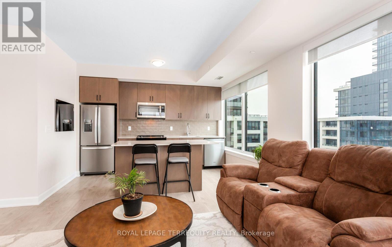 806 - 3200 William Coltson Avenue, Oakville, Ontario  L6H 7W6 - Photo 6 - W12813096