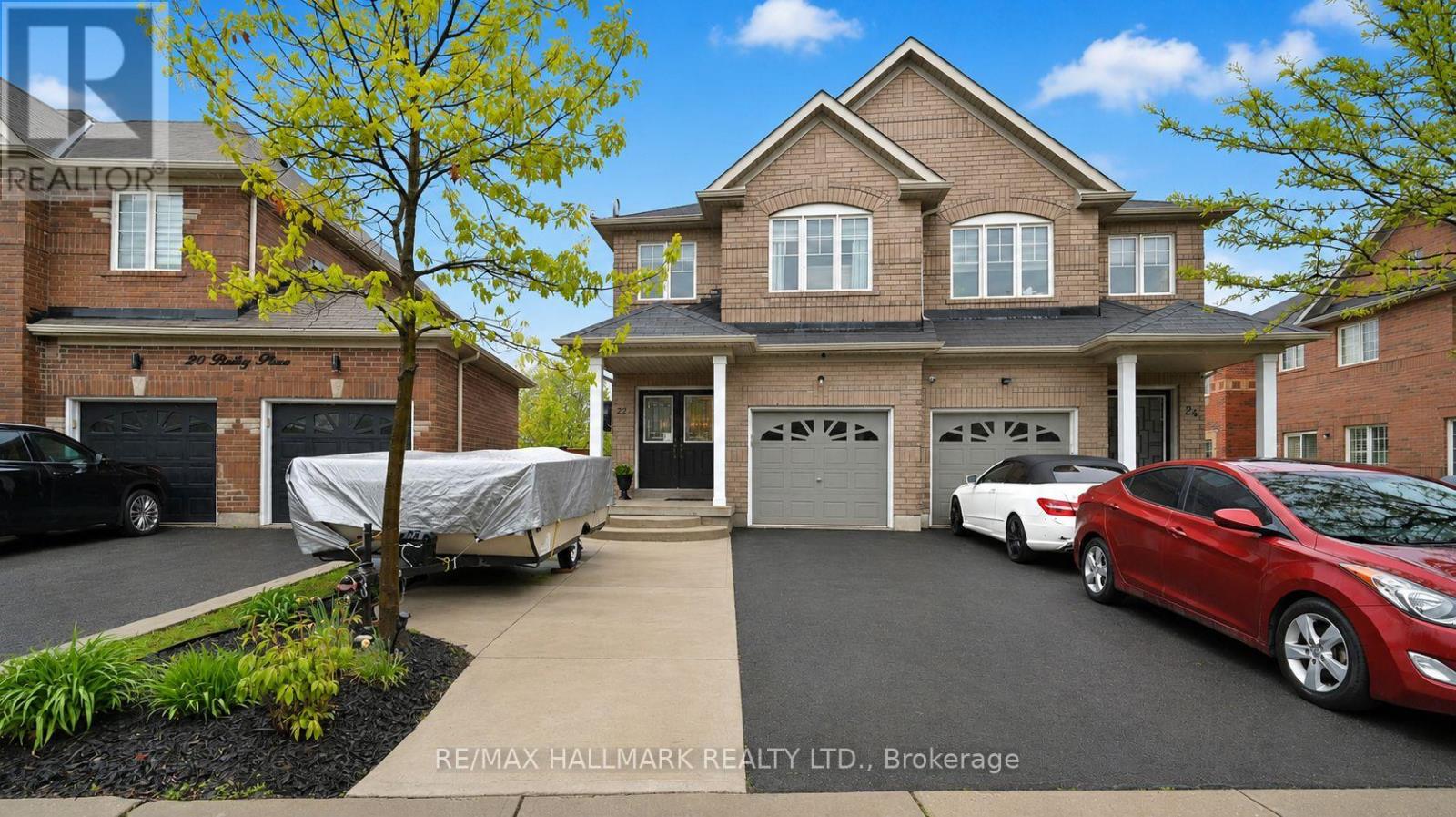 22 BAILEY PLACE, Brampton, Ontario