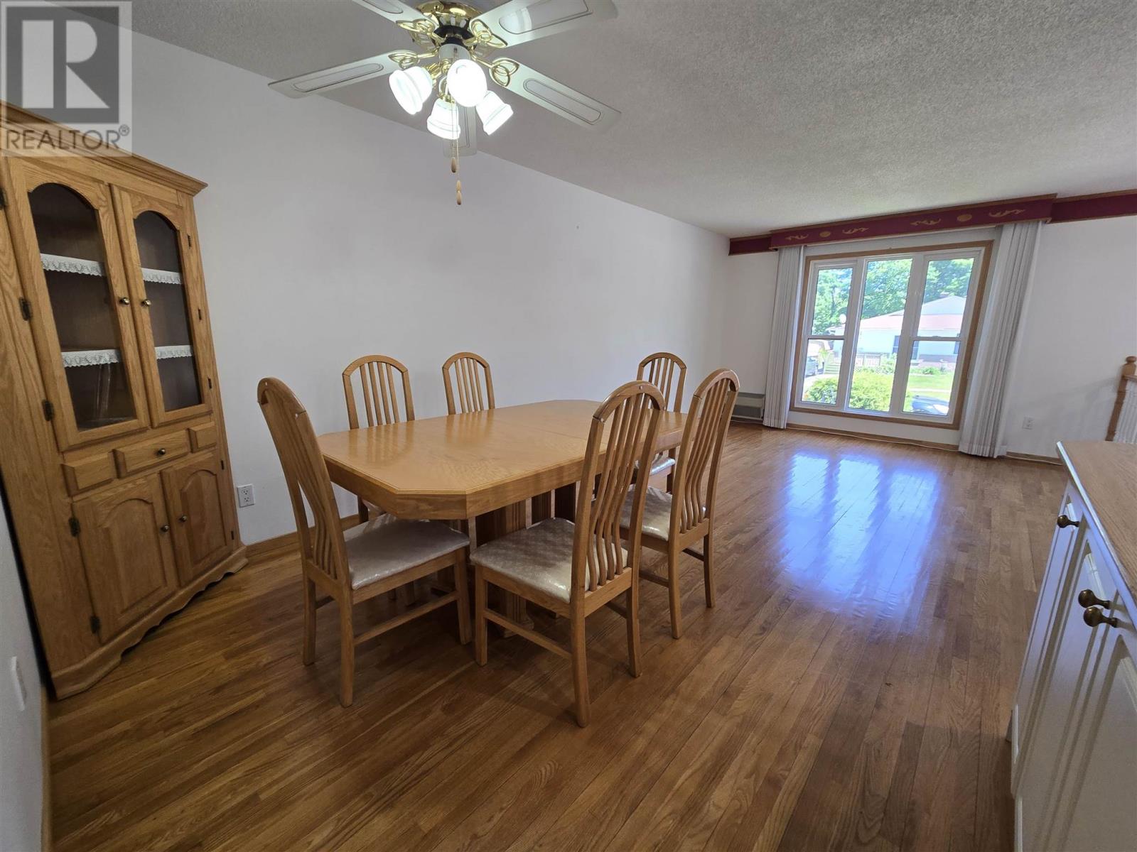 71 Lawrence Ave, Elliot Lake, Ontario  P5A 3R1 - Photo 10 - SM261357