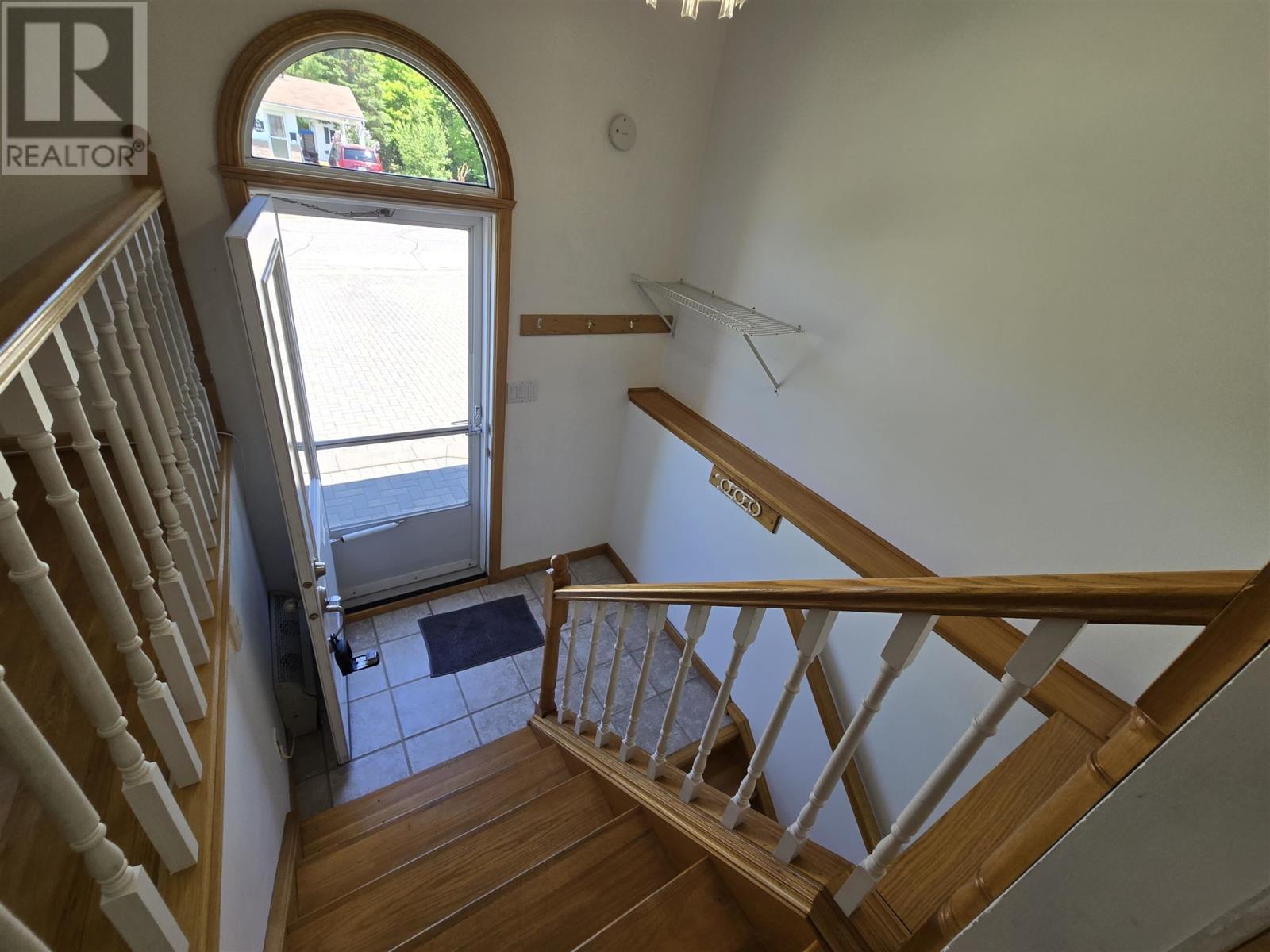 71 Lawrence Ave, Elliot Lake, Ontario  P5A 3R1 - Photo 19 - SM261357