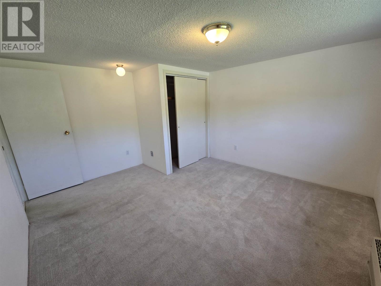 71 Lawrence Ave, Elliot Lake, Ontario  P5A 3R1 - Photo 26 - SM261357